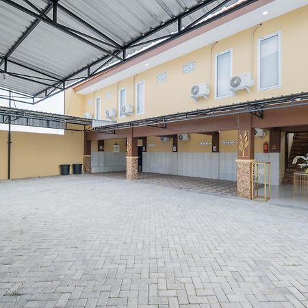Reddoorz Syariah Near Rsud Dr Iskak Tulungagung Ξενοδοχείο Kedungwaru Εξωτερικό φωτογραφία