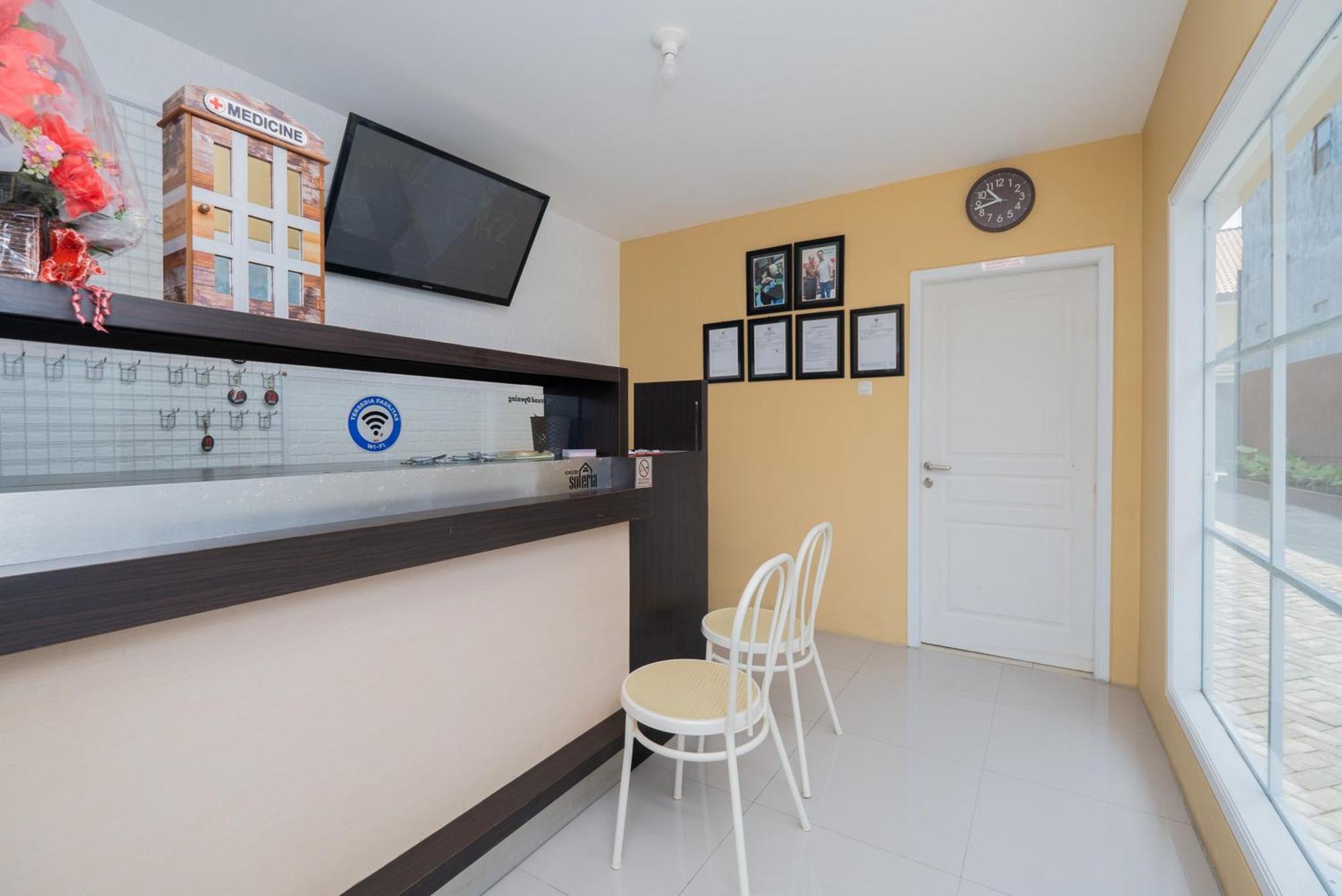 Reddoorz Syariah Near Rsud Dr Iskak Tulungagung Ξενοδοχείο Kedungwaru Εξωτερικό φωτογραφία