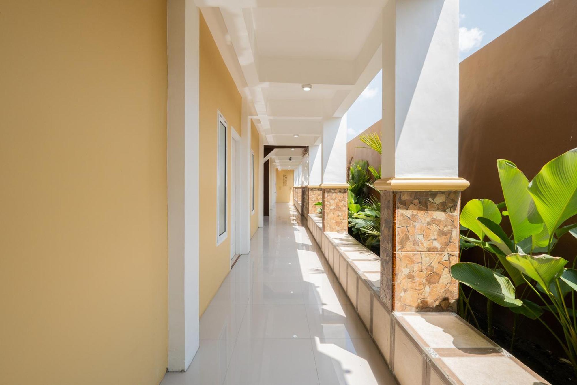 Reddoorz Syariah Near Rsud Dr Iskak Tulungagung Ξενοδοχείο Kedungwaru Εξωτερικό φωτογραφία